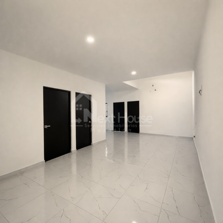 Casa en Valles del Ejido, Mazatlán: 2 recámaras, 2 baños, patio y cochera doble. $1.98M. Acepta crédito. ¡Agenda tu cita hoy!