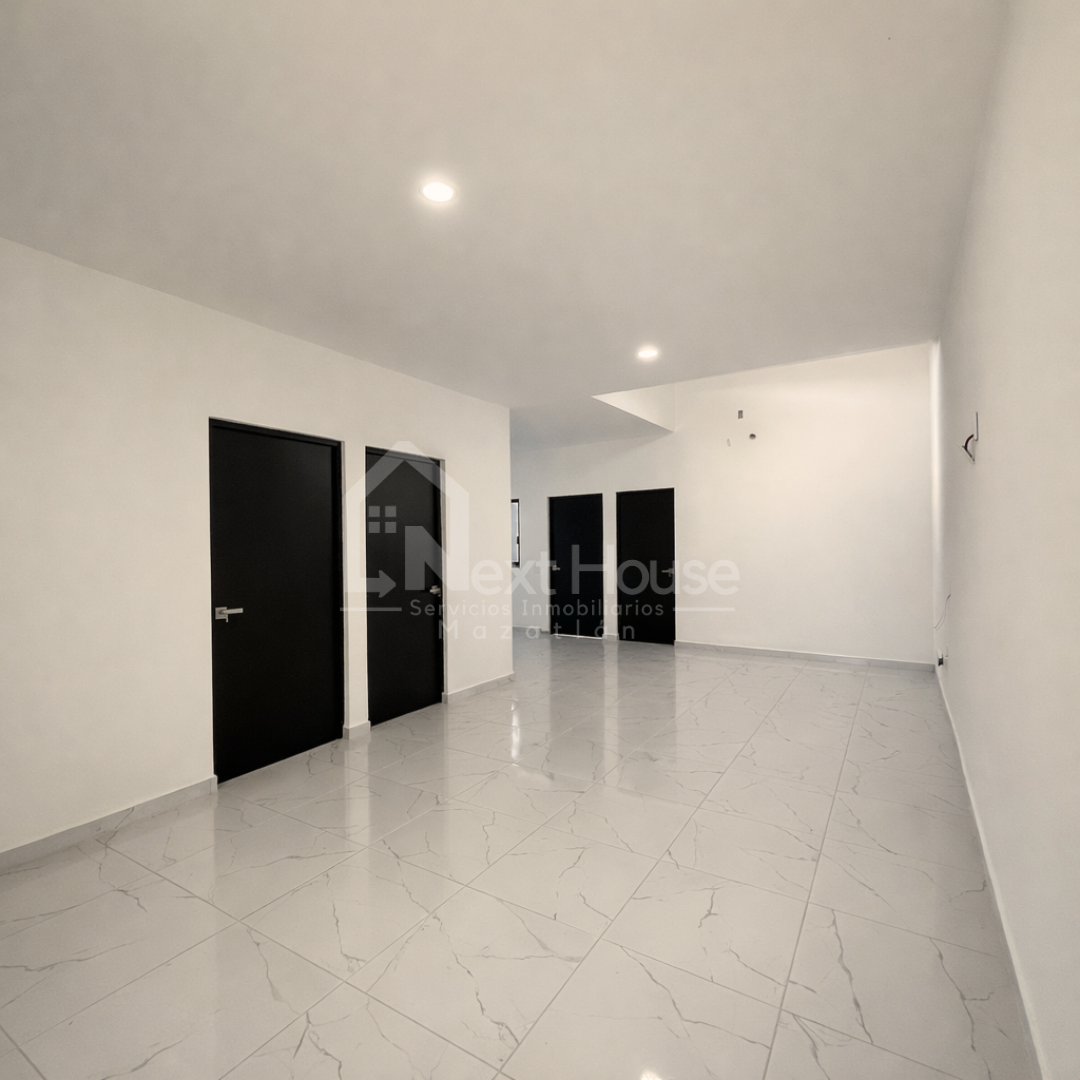 Casa en Valles del Ejido, Mazatlán: 2 recámaras, 2 baños, patio y cochera doble. $1.98M. Acepta crédito. ¡Agenda tu cita hoy!