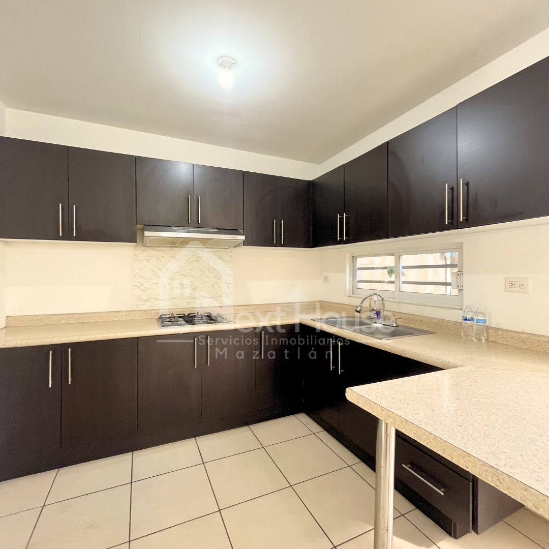 casa en venta en mazatlán Sinaloa México propiedades la cima residencial 3mdp 3millones de pesos coto privado