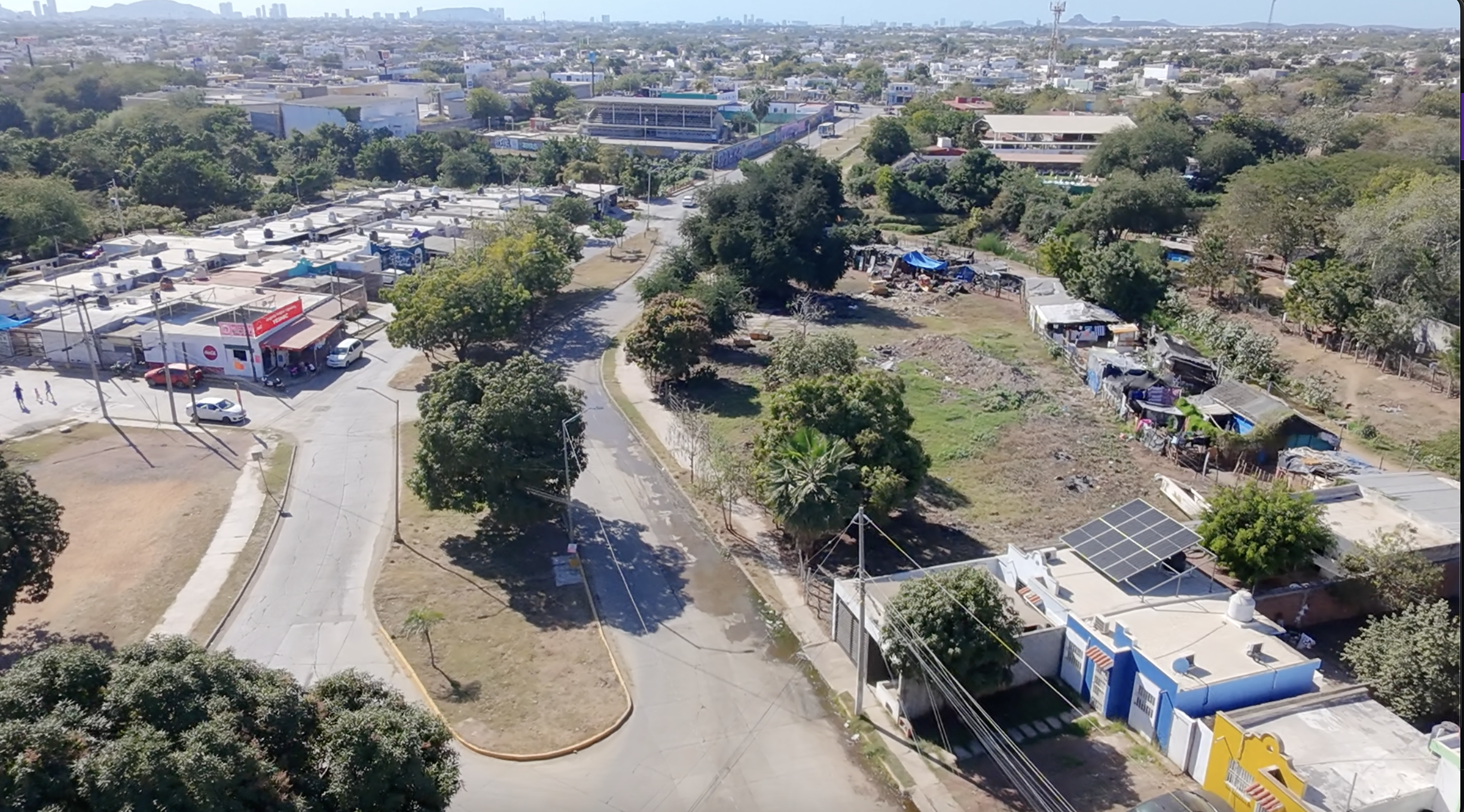 Terreno de 2,461 m² en Rinconada del Valle, Mazatlán. Ideal para locales o depas por solo $2,200/m². Invierte con los expertos de Next House Mazatlán Terreno en venta oportunidad inversión