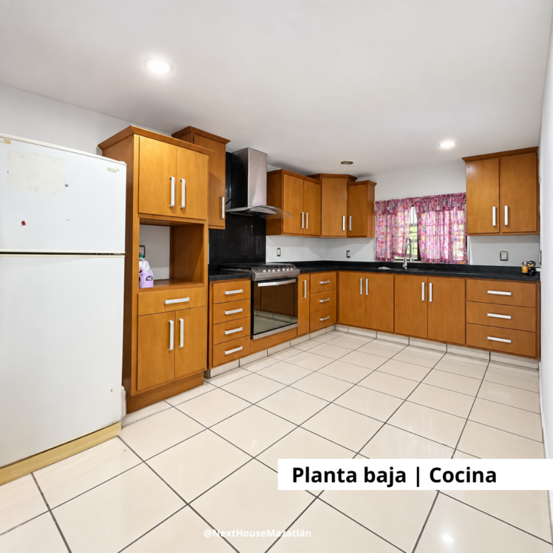 Casa en venta en fraccionamiento misiones en mazatlán, sinaloa méxico $2.4mdp créditos infonavit, fovissste, bancario, contado, hipotecario crédito bancomer