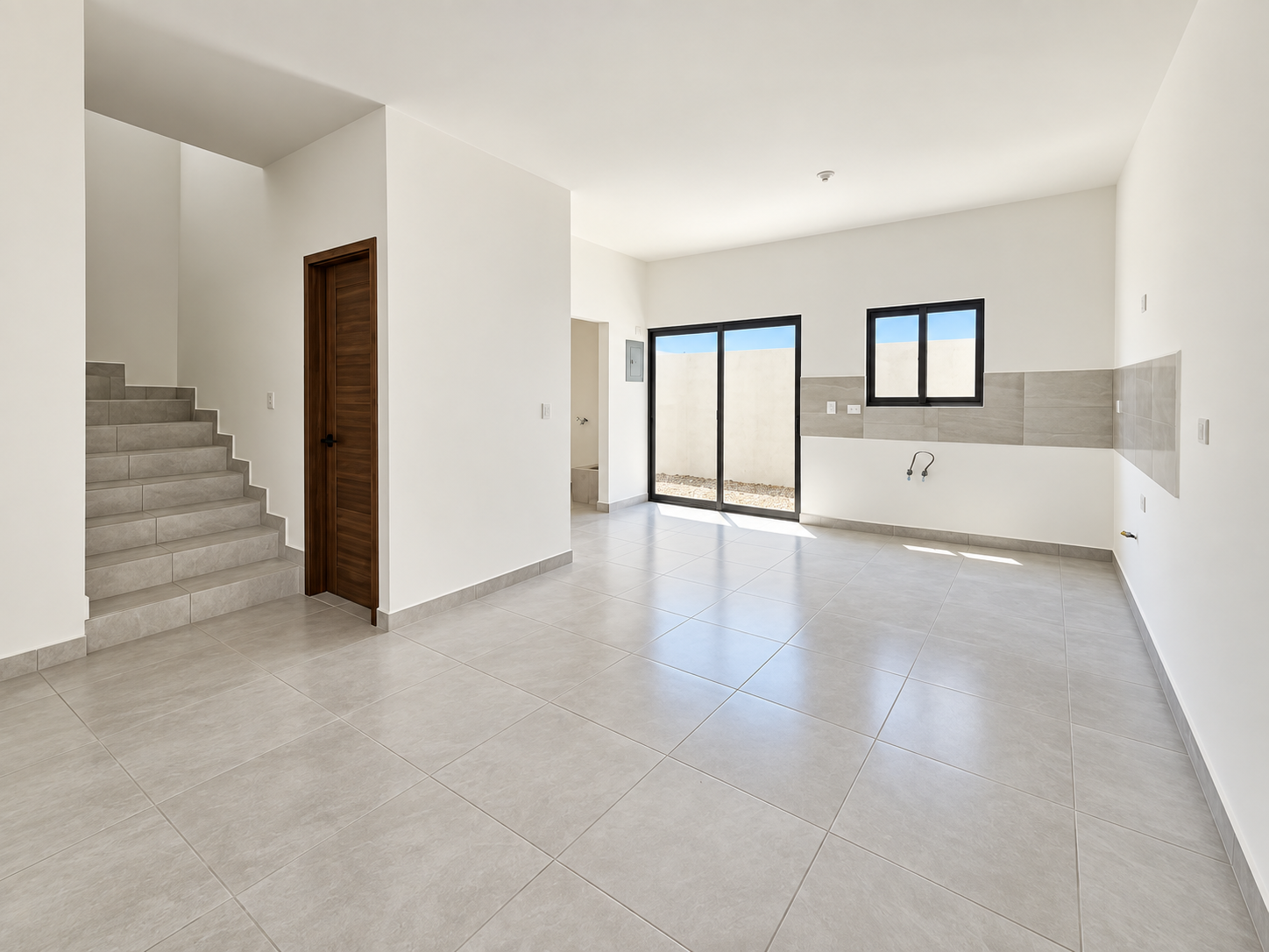 Modelo Brisa desde $3,574,000 MXN en Las Abas Residencial, Mazatlán. 3 recámaras, 3 baños, recámara en planta baja, 2 albercas y gimnasio.